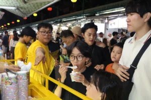 tu-ai-cap-den-nha-trang